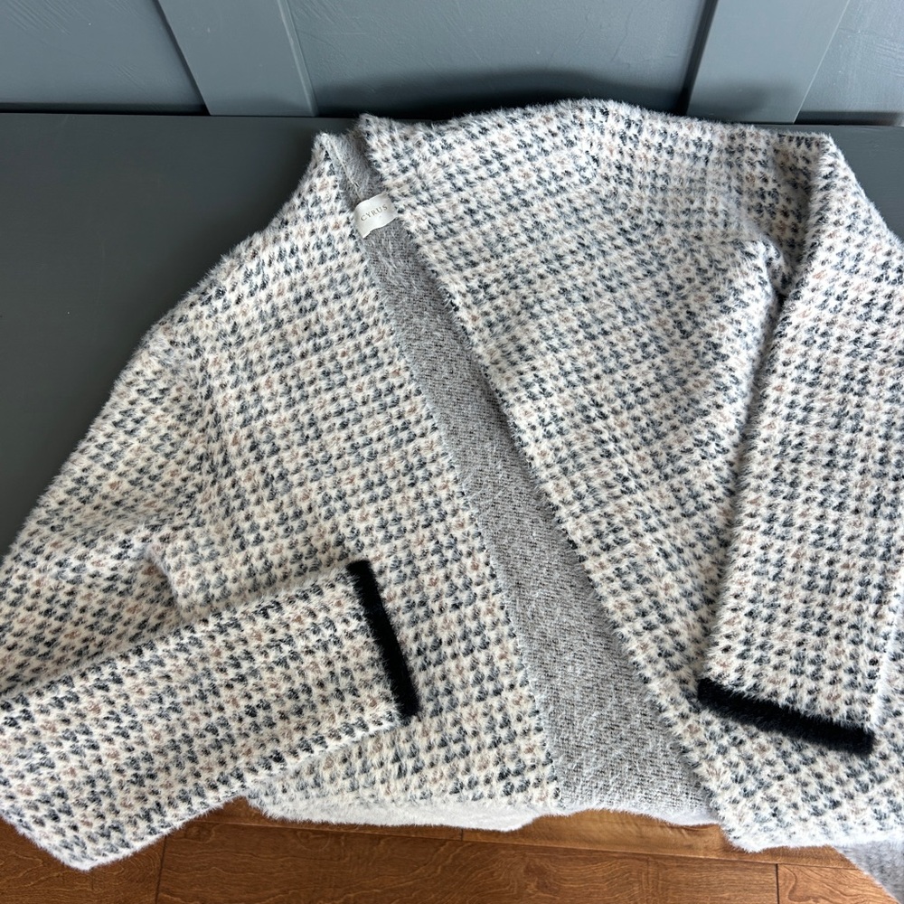 Cyrus Black and Tan Houndstooth Sweater